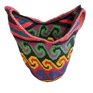 Eye-Catching Round Knit Hobo / Shoulder Purse / Bag; Zipper Close